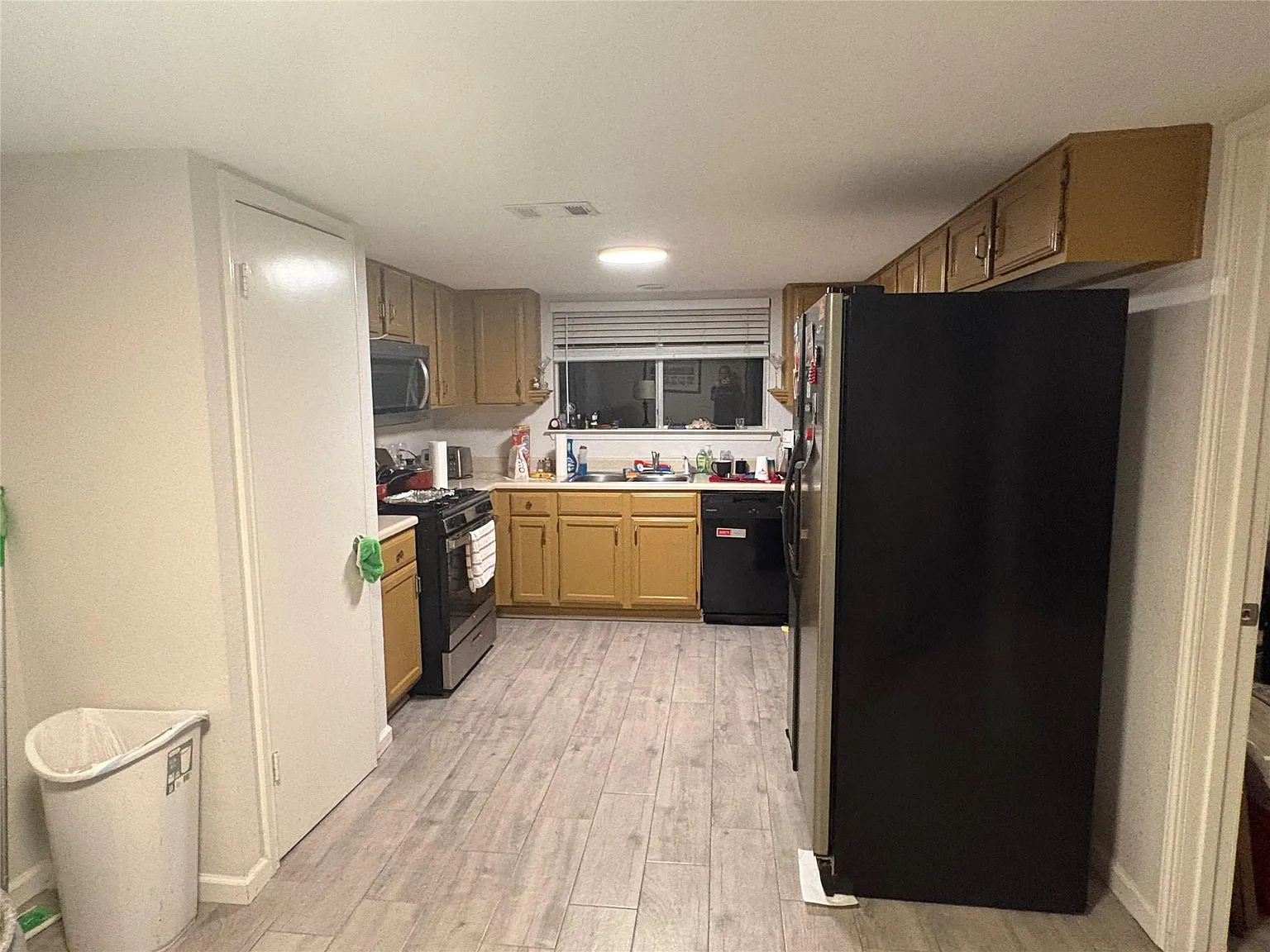 1 bed, 1.0 bath, 2081 sqft, $750 — Photo 4