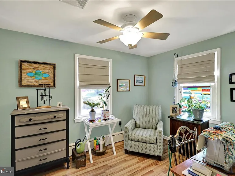 41 W College Ave — Photo 20