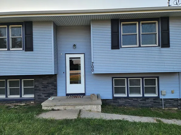 700 S Vine St, Hartford, IA 50118