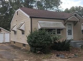 1906 Bainbridge Dr, Saint Louis, MO 63133