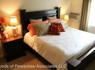 N25W24333 River Park Dr UNIT 402, Pewaukee, WI 53072
