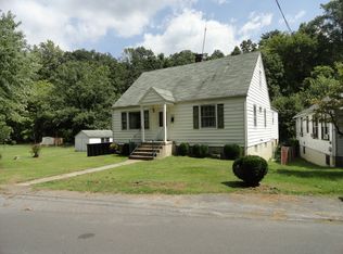1028 Rose Ave, Clifton Forge, VA 24422