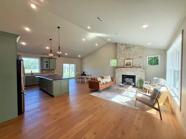 11628 Indian Beach Rd, Spicer, MN 56288