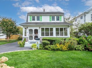 2067 Jackson Ave, Seaford, NY 11783