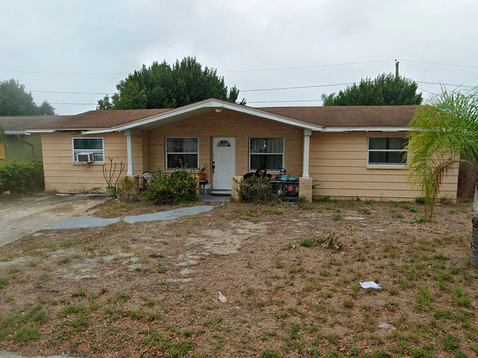 1st image of 3649 Wellington Dr