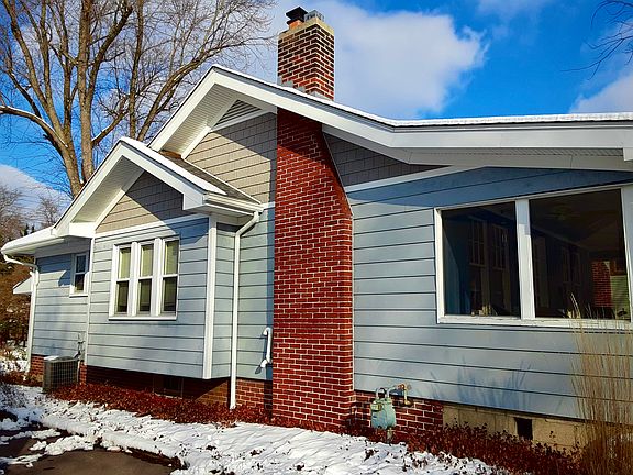 2nd image of 88 E Stanton Ave