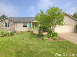 1300 5th St, Belding, MI 48809