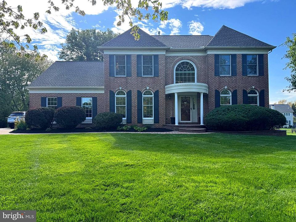 1st image of 15 Bayberry Close