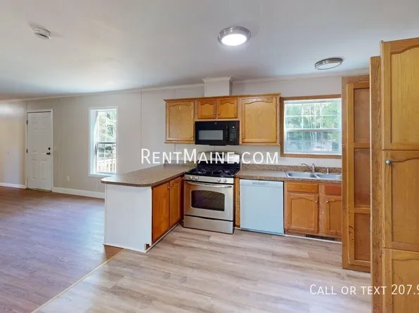 70 Sweet Fern Dr, Greenbush, ME 04418