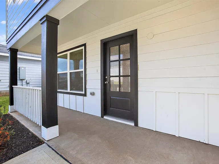 11806 Holly Hurst Dr — Photo 2