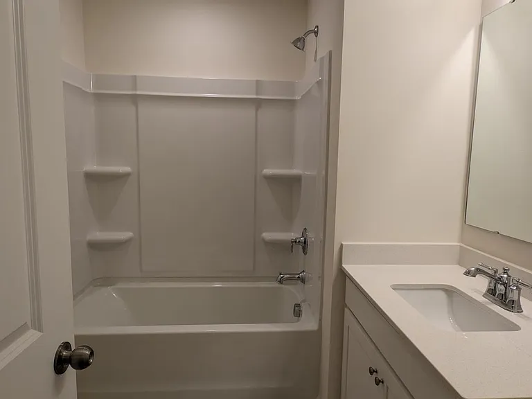 2865 Aubrey St — Photo 14