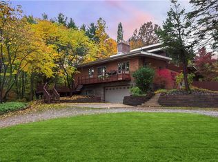 4478 Quick Rd, Peninsula, OH 44264