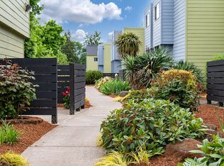 Boulder Gardens, Clackamas, OR 97015