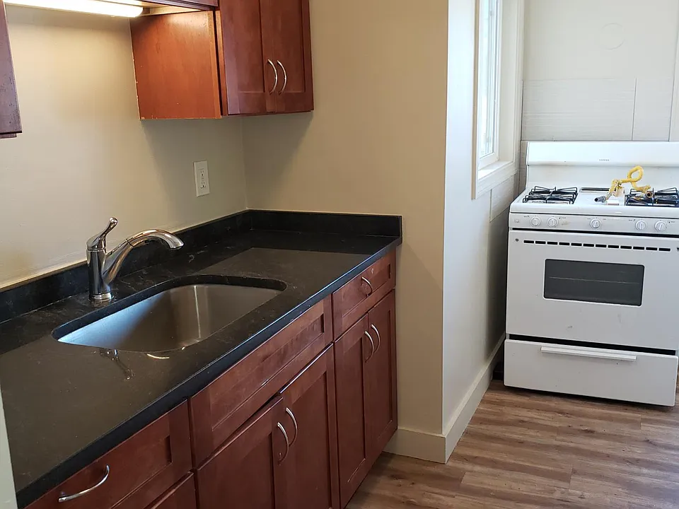 23 Grover St #3