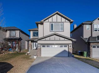 22 SW Royal Birch Way NW, Calgary, AB T3G 5X8