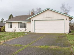 107 Pinehurst Ct, Newberg, OR 97132
