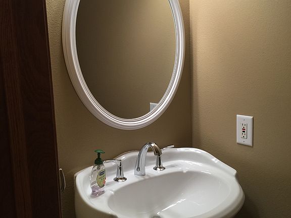 1/2 bath
