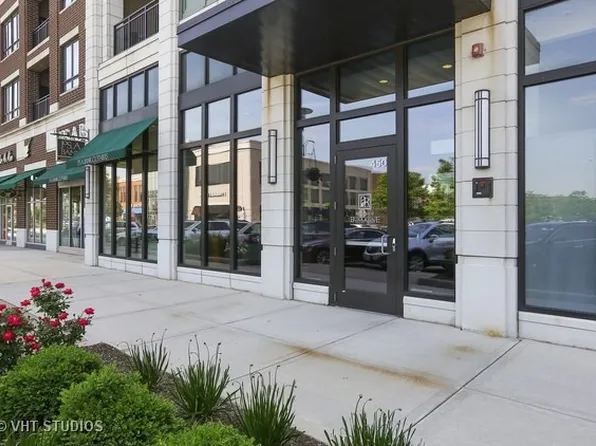 450 Village Center Dr Unit 413, Burr Ridge, IL 60527
