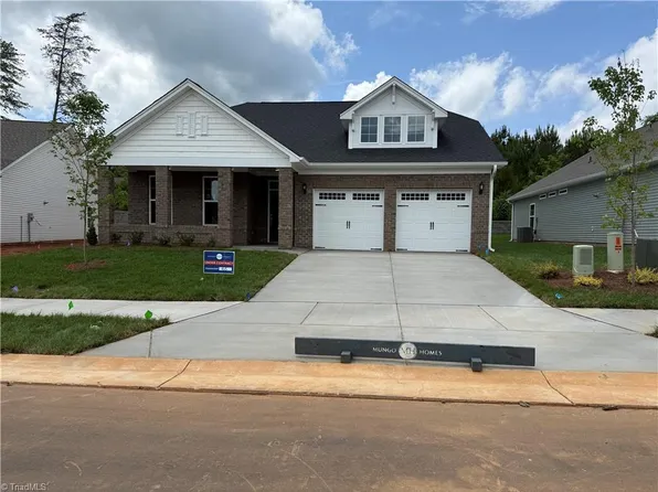 304 Morning Star Dr, Advance, NC 27006