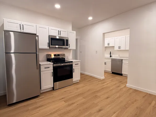 28 Lee St #1, Worcester, MA 01602