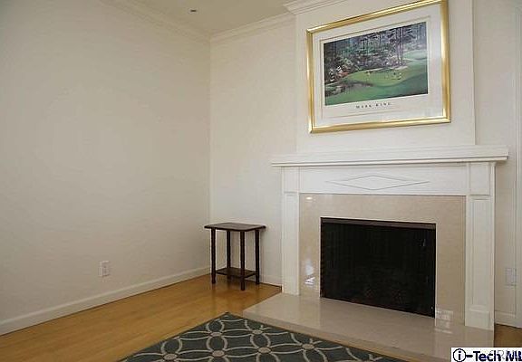 3rd image of 6537 Bellingham Ave