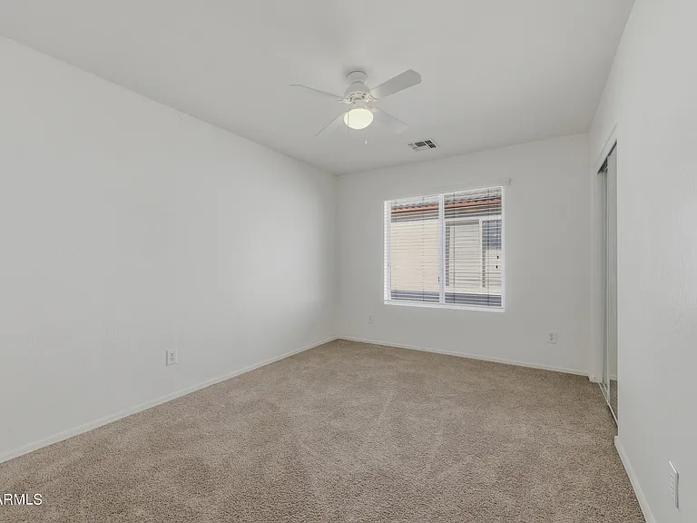 2524 S 89th Ln — Photo 22