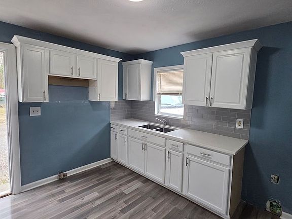 5th image of 1309 Sunshine Ave