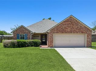 14039 Pecan Ridge Dr, Gonzales, LA 70737