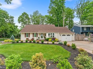 225 Gravel Bend Rd, Cherry Hill, NJ 08034