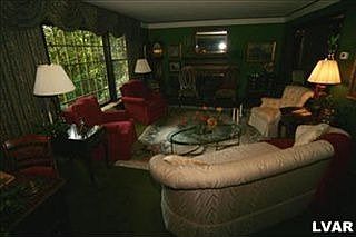 3rd image of 39 Applewood Dr