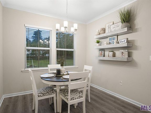 5th image of 31543 Meadowlark Ln