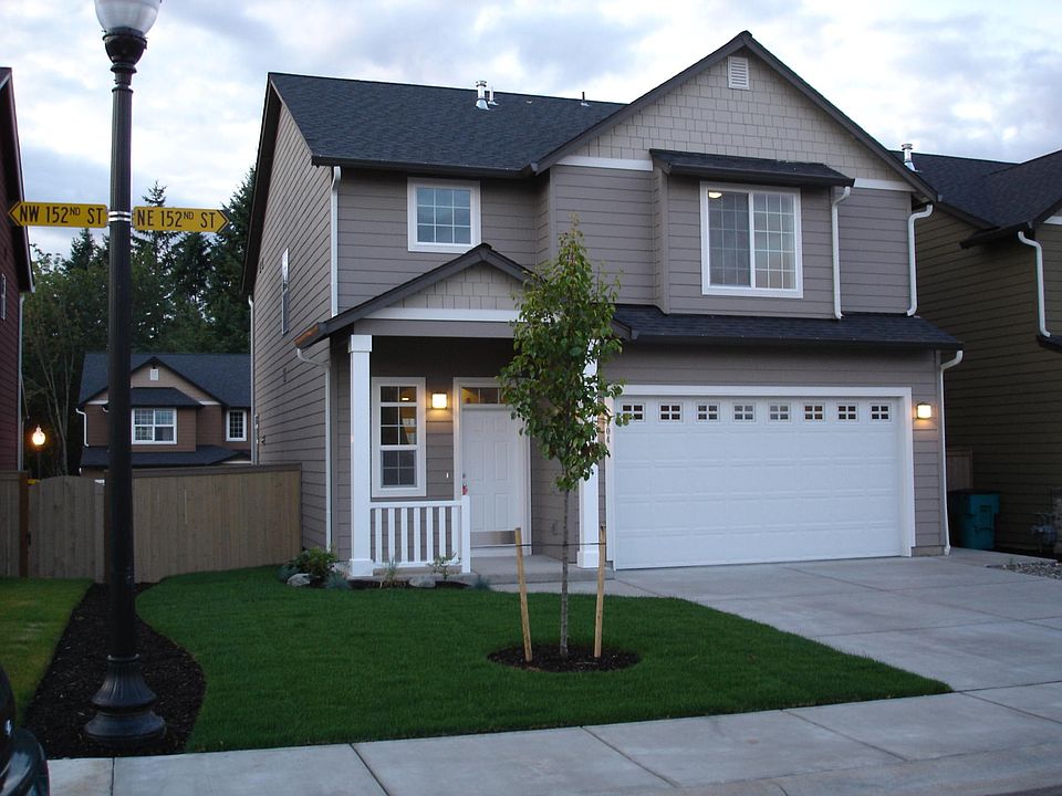 1st image of 104 NE 152nd St
