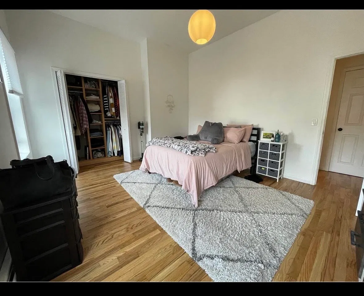 2 bed, 700 sqft, $2,275 — Photo 2