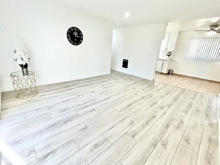 Living room looking at dining area.