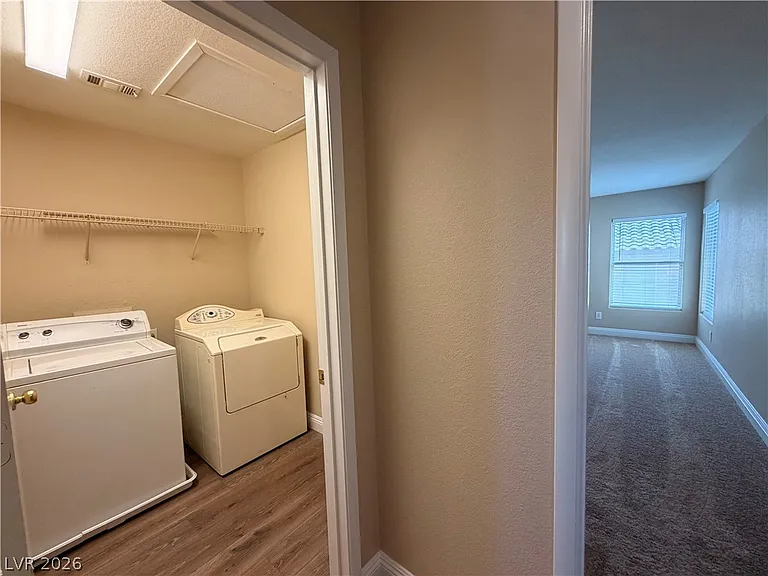 8324 Bismark Sapphire St — Photo 25