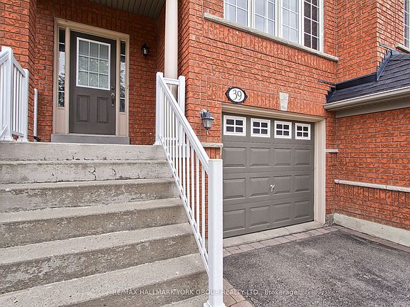 3rd image of 39 Millcliff Cir