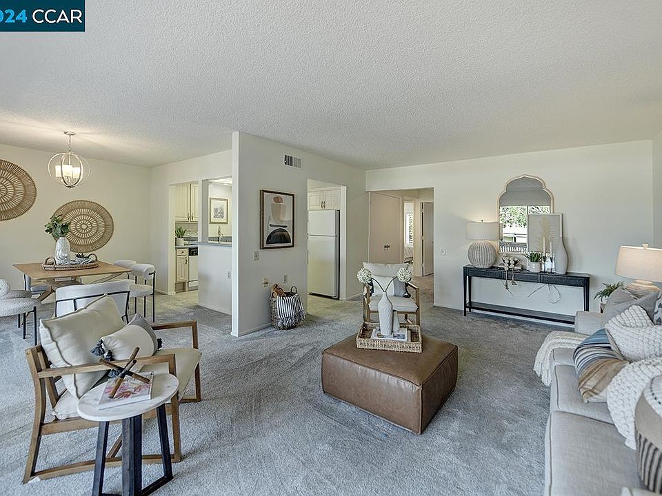 1st image of 2601 Pine Knoll Dr Unit 4