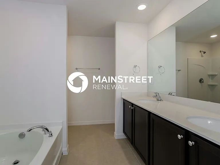 Primary Bathoom