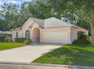 1746 Branch Vine Dr W, Jacksonville, FL 32246