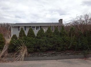 225 Murphy Ln, Chicopee, MA 01020