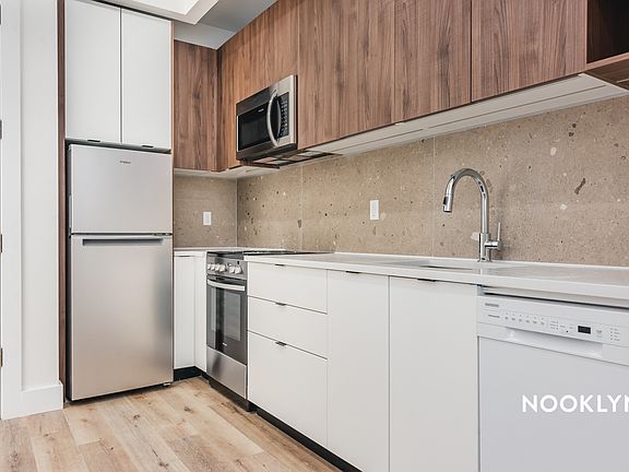 4th image of 570 Nostrand Ave #3C