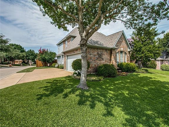 2nd image of 2826 Creek Bend Dr