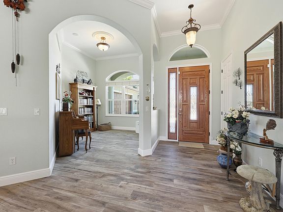 5th image of 1683 SW Realty Street