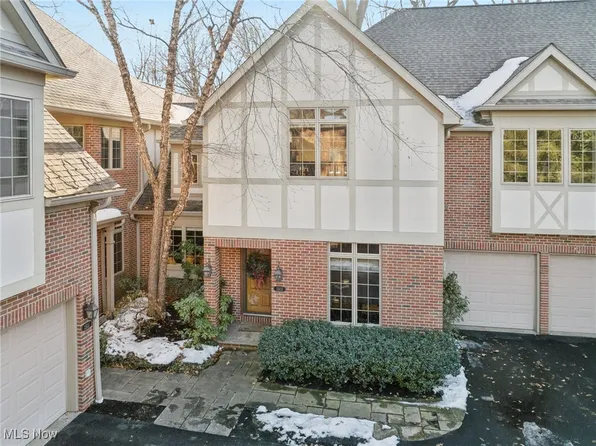 2503 Fairmount Blvd, Cleveland, OH 44106