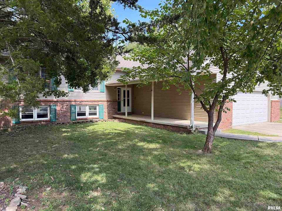 2nd image of 74 Holliday Rd