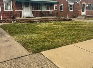 22747 Courtland Ave, Eastpointe, MI 48021