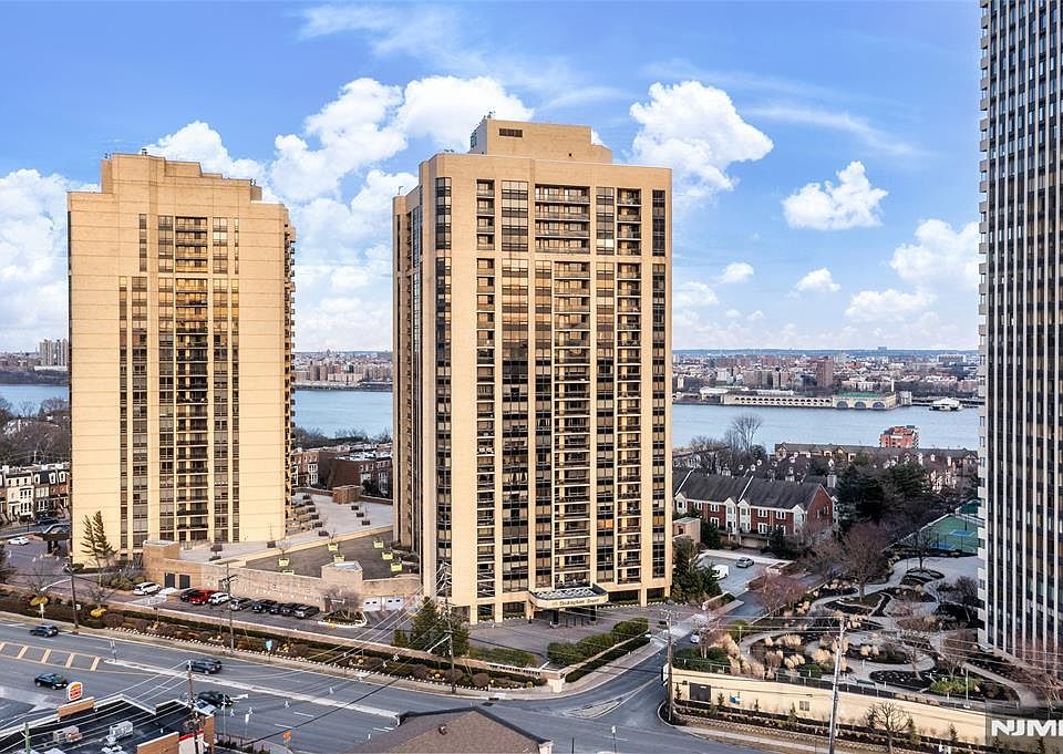1st image of 800 Palisade Ave APT 1804