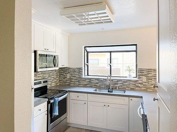 2nd image of 1913 Magdalena Cir APT 107