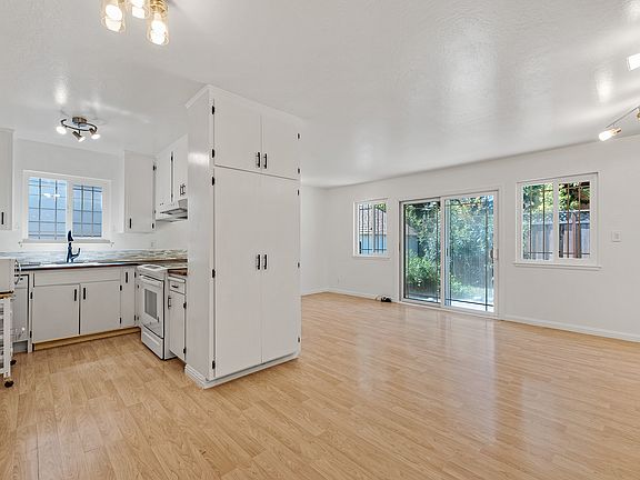 5th image of 525 Chestnut Ave