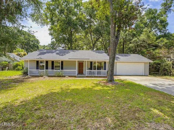 16 Wiggins Road, Beaufort, SC 29907